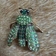 Load image into Gallery viewer, Diamante bee brooch