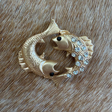 Load image into Gallery viewer, Pisces Brooch