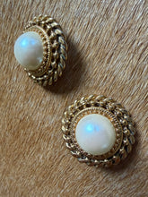 Load image into Gallery viewer, "Biagi by Swank" 1980’s Twisted Rope Pearl Button Clip-Ons