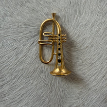 Load image into Gallery viewer, Vintage Trumpet Brooch