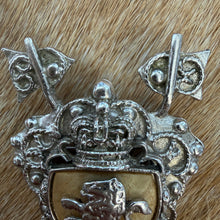 Load image into Gallery viewer, Vintage Crest Brooch