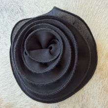 Load image into Gallery viewer, Chiffon Flower Brooch