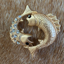 Load image into Gallery viewer, Pisces Brooch