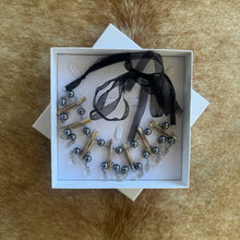Load image into Gallery viewer, Sea Witch Neck Piece