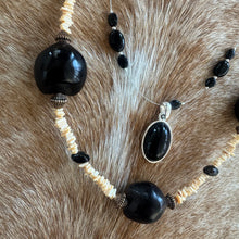 Load image into Gallery viewer, Iman Necklace Set