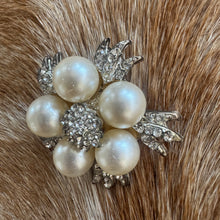 Load image into Gallery viewer, Starburst Brooch