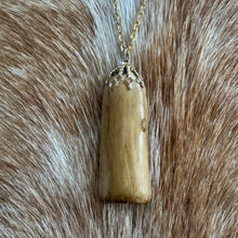 Load image into Gallery viewer, Agate Protection Pendant