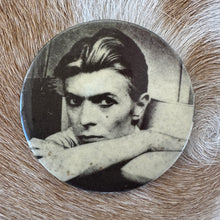 Load image into Gallery viewer, Vintage David Bowie Pin