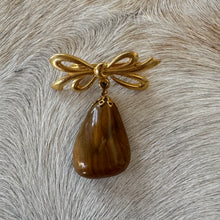 Load image into Gallery viewer, Vintage Agate Brooch