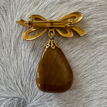 Load image into Gallery viewer, Vintage Agate Brooch