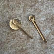 Load image into Gallery viewer, Gold Medusa Pin Set