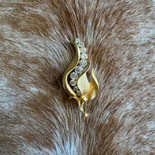 Load image into Gallery viewer, Vintage Tulip Brooch