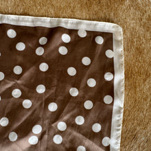 Load image into Gallery viewer, Pretty Woman Scarf