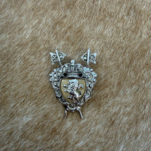 Load image into Gallery viewer, Vintage Crest Brooch

