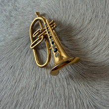 Load image into Gallery viewer, Vintage Trumpet Brooch
