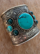 Load image into Gallery viewer, 1990s Western Turquoise-Style Cuf
