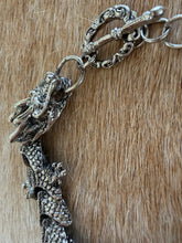 Load image into Gallery viewer, The Dragon Vertebrae Spine Bracelet
