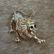 Load image into Gallery viewer, Leo Brooch
