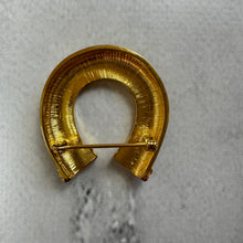 Load image into Gallery viewer, Vintage Brooch Set
