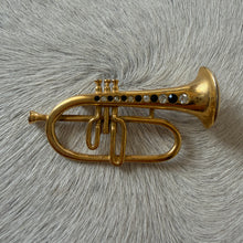 Load image into Gallery viewer, Vintage Trumpet Brooch
