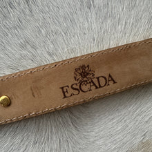 Load image into Gallery viewer, Vintage Escada Flower Belt
