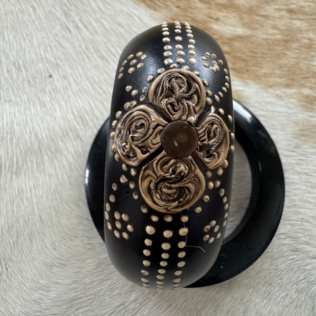 Handcrafted wooden bangle set