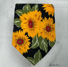 Load image into Gallery viewer, Vintage Silk Sunflower Tie

