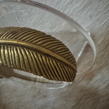 Load image into Gallery viewer, La Fayette Feather Cuff

