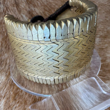Load image into Gallery viewer, Amazonia Cuff
