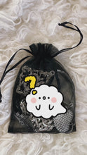 Load and play video in Gallery viewer, LUCKY THRIFT DIP 💫♻️? - Silver Shine
