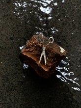 Load image into Gallery viewer, Diamanté Scissors
